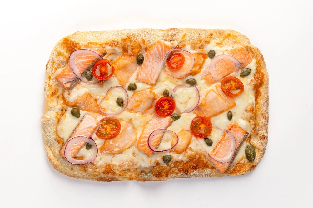 пицца римская с рыбой