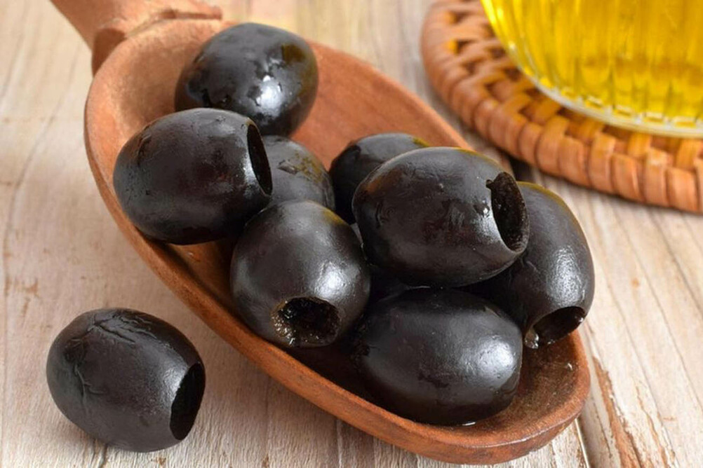 оливки чёрные