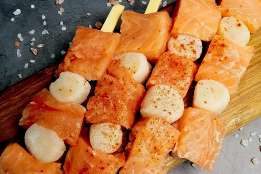 шашлычки из гребешка и семги
