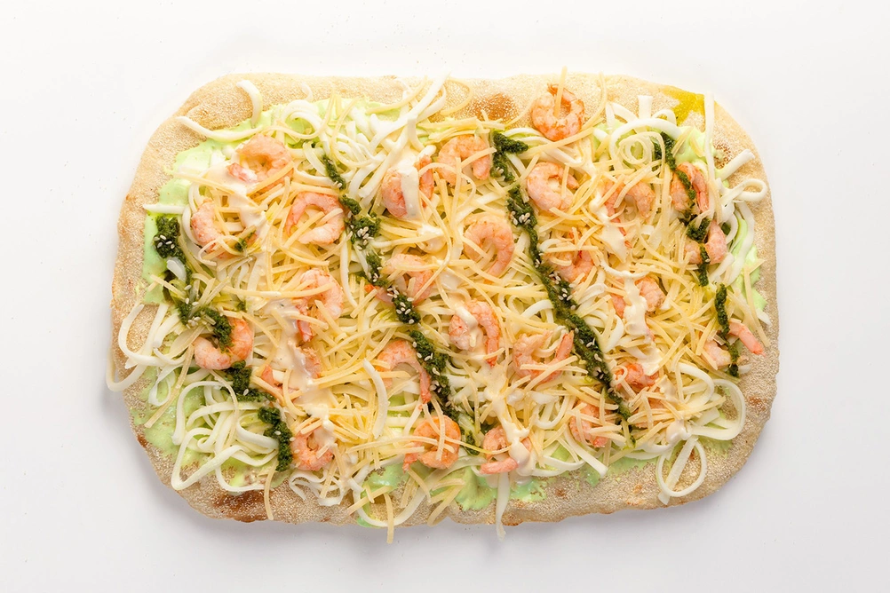 пицца римская креветки с сыром и соусом васаби