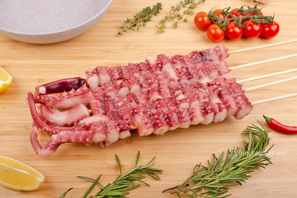 шашлычки из щупальцев кальмара