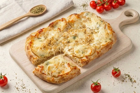 пицца римская груша с сыром с голубой плесенью