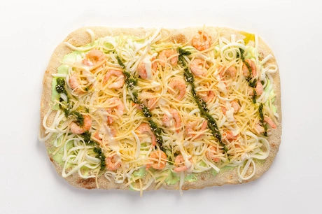 пицца римская креветки с сыром и соусом васаби